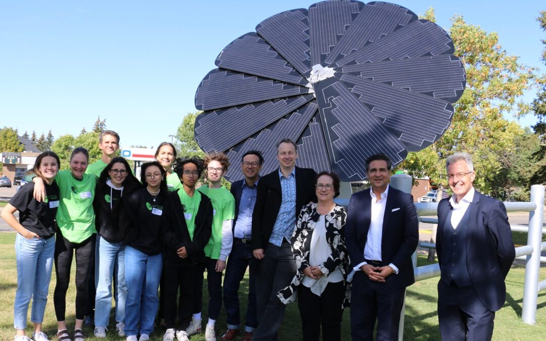 Smartflower Microgrid Project Enhances Provincial Curriculum Resources and Showcases Saskatchewan Tech