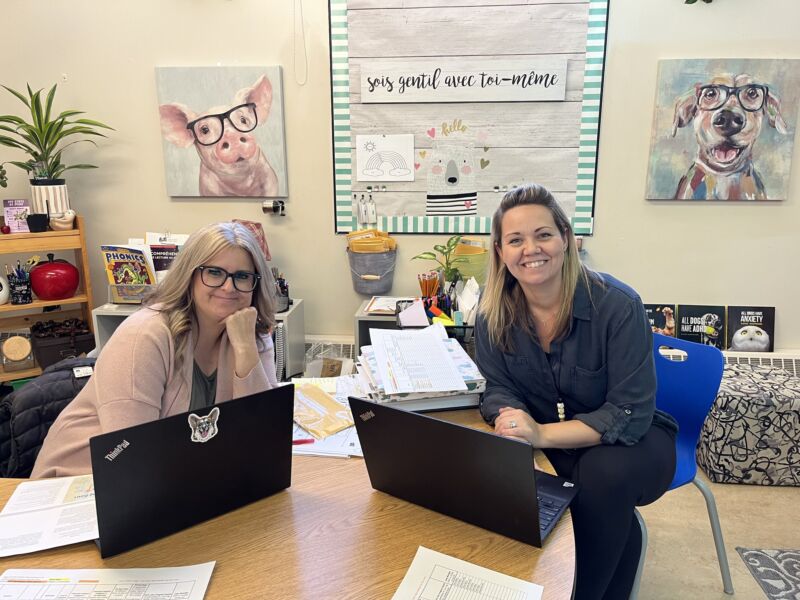 Image for the Tweet beginning: Mme Karp and Mme Burnett